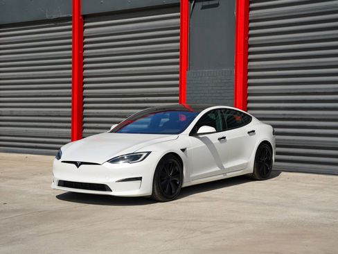 Used 2022 Tesla Model S AWD/4WD image 1