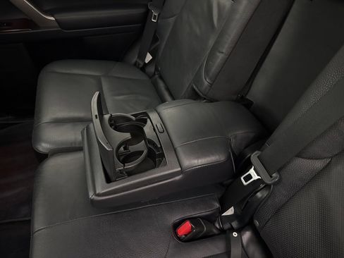 Used 2016 Lexus GX 460 image 43