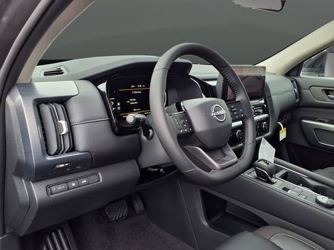 New 2026 Nissan Pathfinder SL AWD/4WD image 54