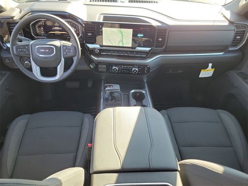 Used 2026 GMC Sierra 1500 Elevation image 20