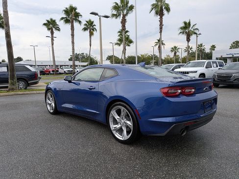 Certified 2021 Chevrolet Camaro LT RWD image 5