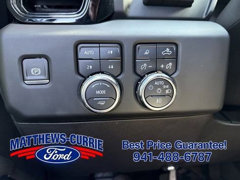 Used 2024 GMC Sierra 1500 AT4 w/ Technology Package AWD/4WD image 24