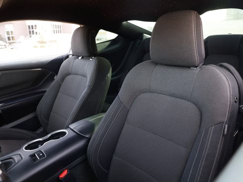 Used 2024 Ford Mustang GT image 9