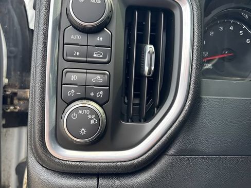 Used 2021 Chevrolet Silverado 1500 RST w/ Max Trailering Package AWD/4WD image 13