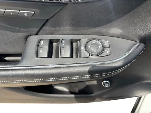 Used 2023 Buick Envision Essence w/ Sport Touring Package FWD image 17