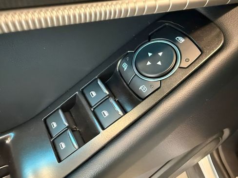 New 2026 Ford Explorer ST-Line w/ ST-Line Street Pack image 23