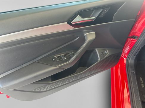 Used 2019 Volkswagen Jetta R-Line FWD image 11