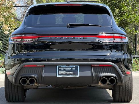 Used 2026 Porsche Macan AWD/4WD image 6