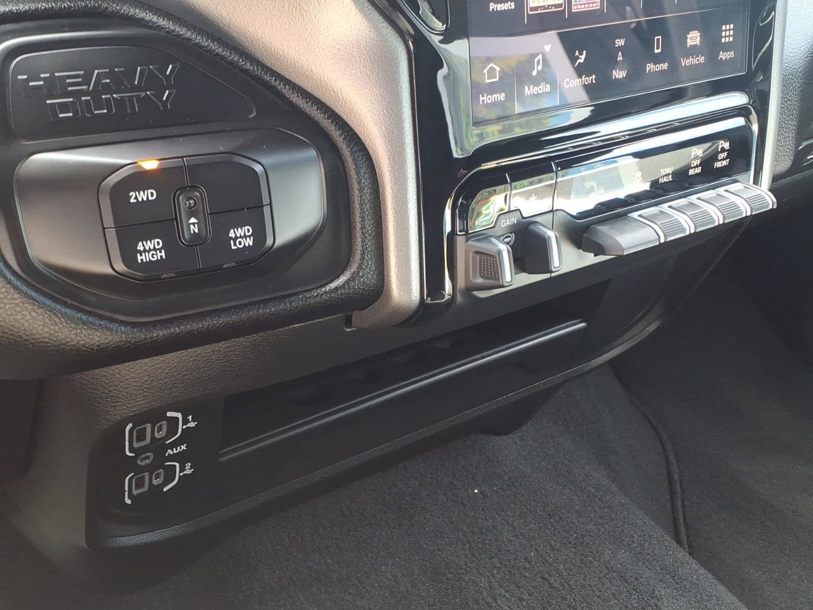 Used 2026 RAM 2500 Big Horn AWD/4WD image 23