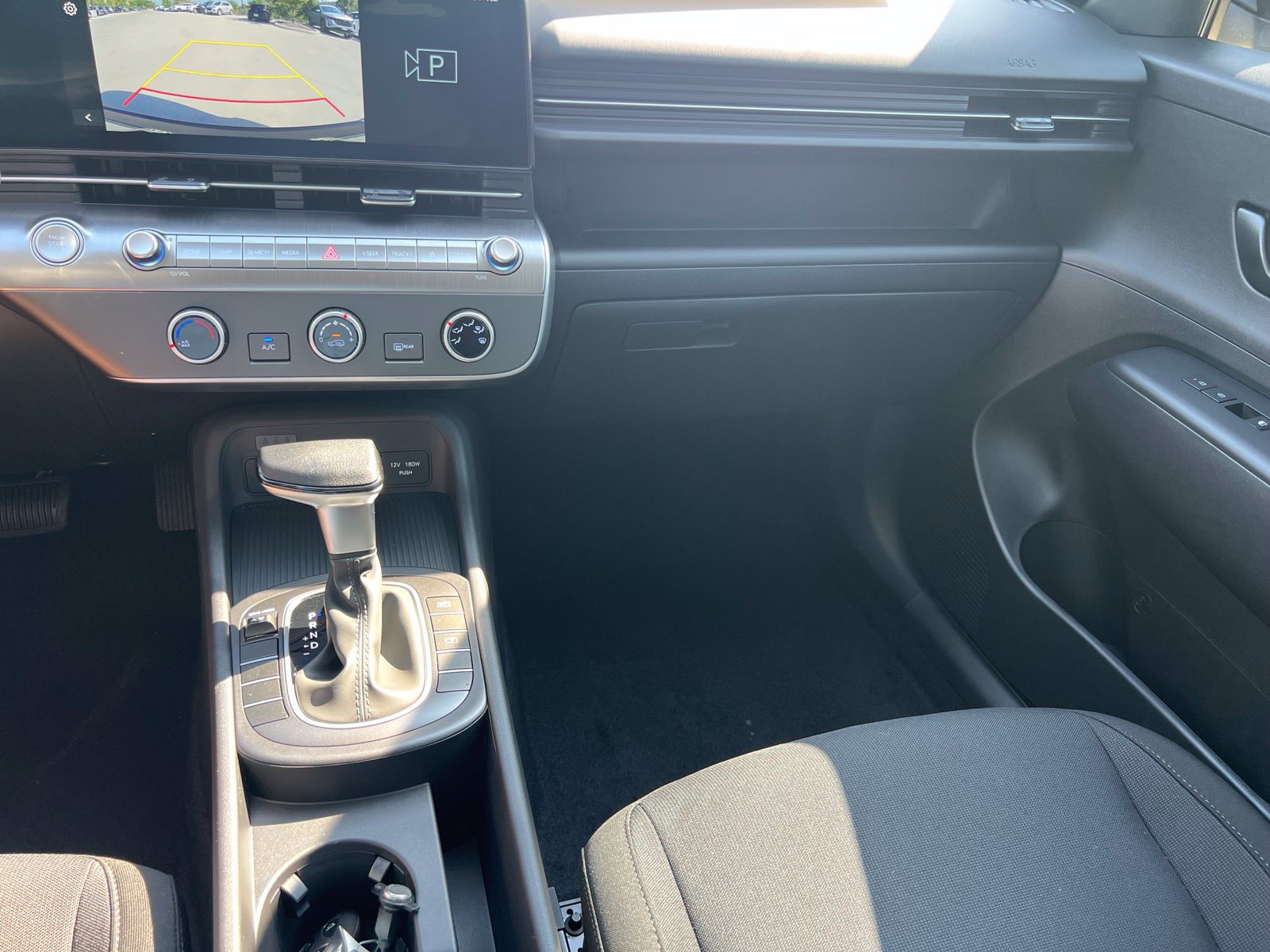 New 2027 Hyundai Kona SE FWD image 30