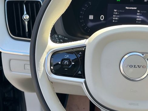 New 2026 Volvo XC60 B5 Ultra w/ Protection Package Premier image 12