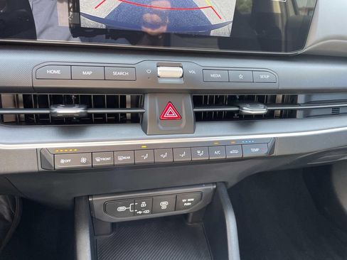 Used 2025 Kia K4 FWD image 21