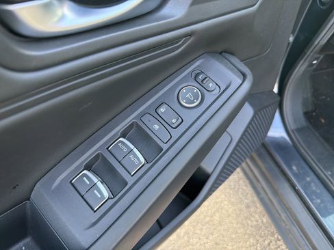 Used 2023 Honda Accord EX image 12