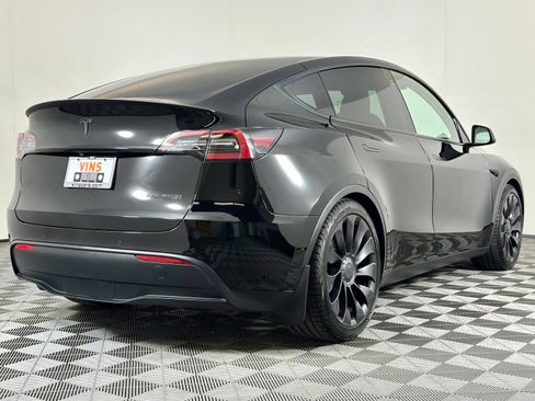 Used 2022 Tesla Model Y Performance AWD/4WD image 4