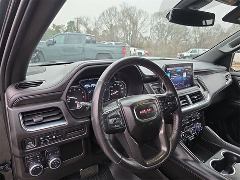 Certified 2021 GMC Yukon XL AT4 image 10