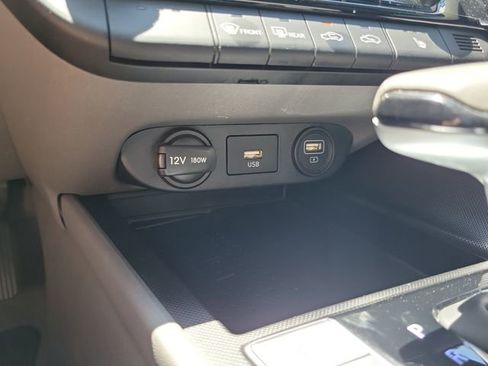 Used 2023 Hyundai Elantra SEL w/ Convenience Package FWD image 24