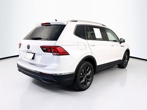 Used 2023 Volkswagen Tiguan SE image 10