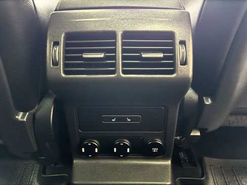 Used 2019 Jaguar F-PACE S image 47