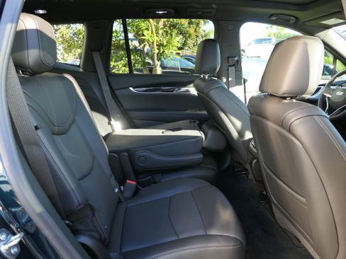 New 2025 Cadillac XT6 Premium Luxury image 24