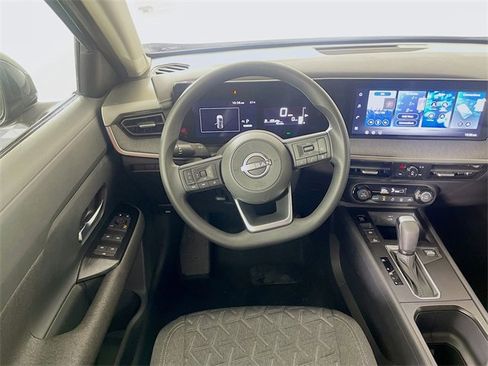 New 2026 Nissan Kicks SV image 15