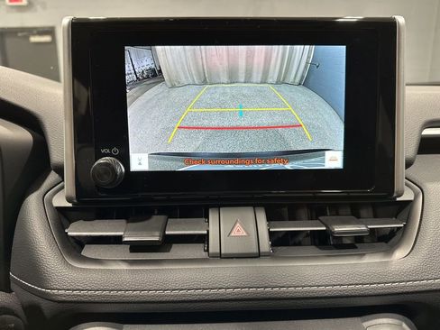 Certified 2025 Toyota RAV4 XLE w/ Convenience Package AWD/4WD image 10