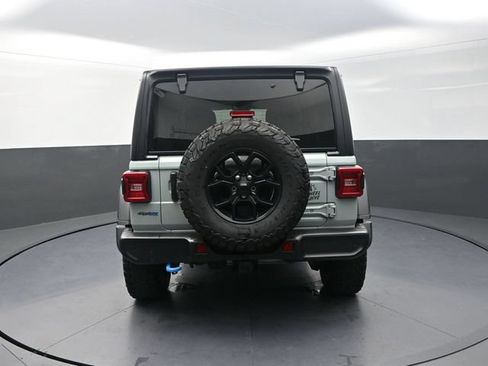 Used 2024 Jeep Wrangler Unlimited AWD/4WD image 9