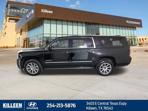 Used 2018 GMC Yukon XL Denali w/ Open Road Package RWD image 4