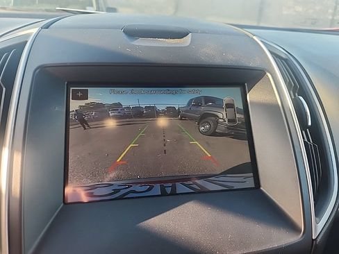 Used 2019 Ford Edge SEL w/ Equipment Group 201A FWD image 23