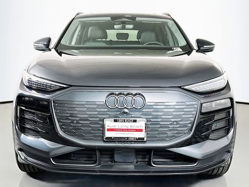 Used 2025 Audi Q6 e-tron Premium Plus w/ Premium Plus image 2