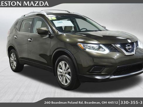Used 2016 Nissan Rogue SV image 1