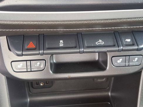 Certified 2022 GMC Canyon Elevation w/ Elevation Premium Package image 23