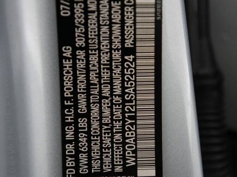 Used 2020 Porsche Taycan 4S image 27