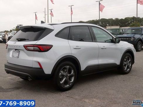 New 2026 Ford Escape ST-Line image 5