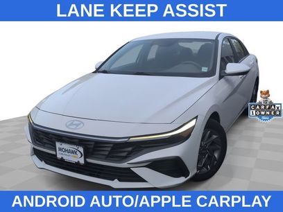 Used 2024 Hyundai Elantra SEL