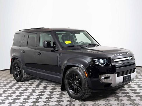 Used 2024 Land Rover Defender 110 S image 3