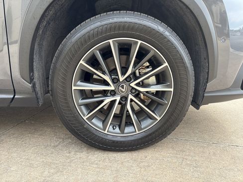 Used 2025 Lexus NX 350h AWD w/ Accessory Package (2T) image 13