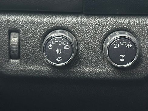 Used 2017 GMC Canyon SLT w/ Driver Alert Package image 29