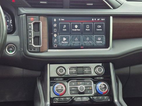 Used 2023 GMC Yukon XL Denali Ultimate AWD/4WD image 14