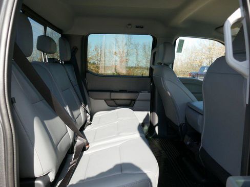 New 2026 Ford F250 XL w/ XL Off-Road Package AWD/4WD image 14