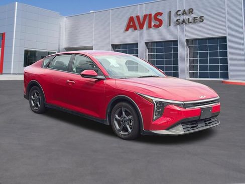 Used 2025 Kia K4 FWD image 3