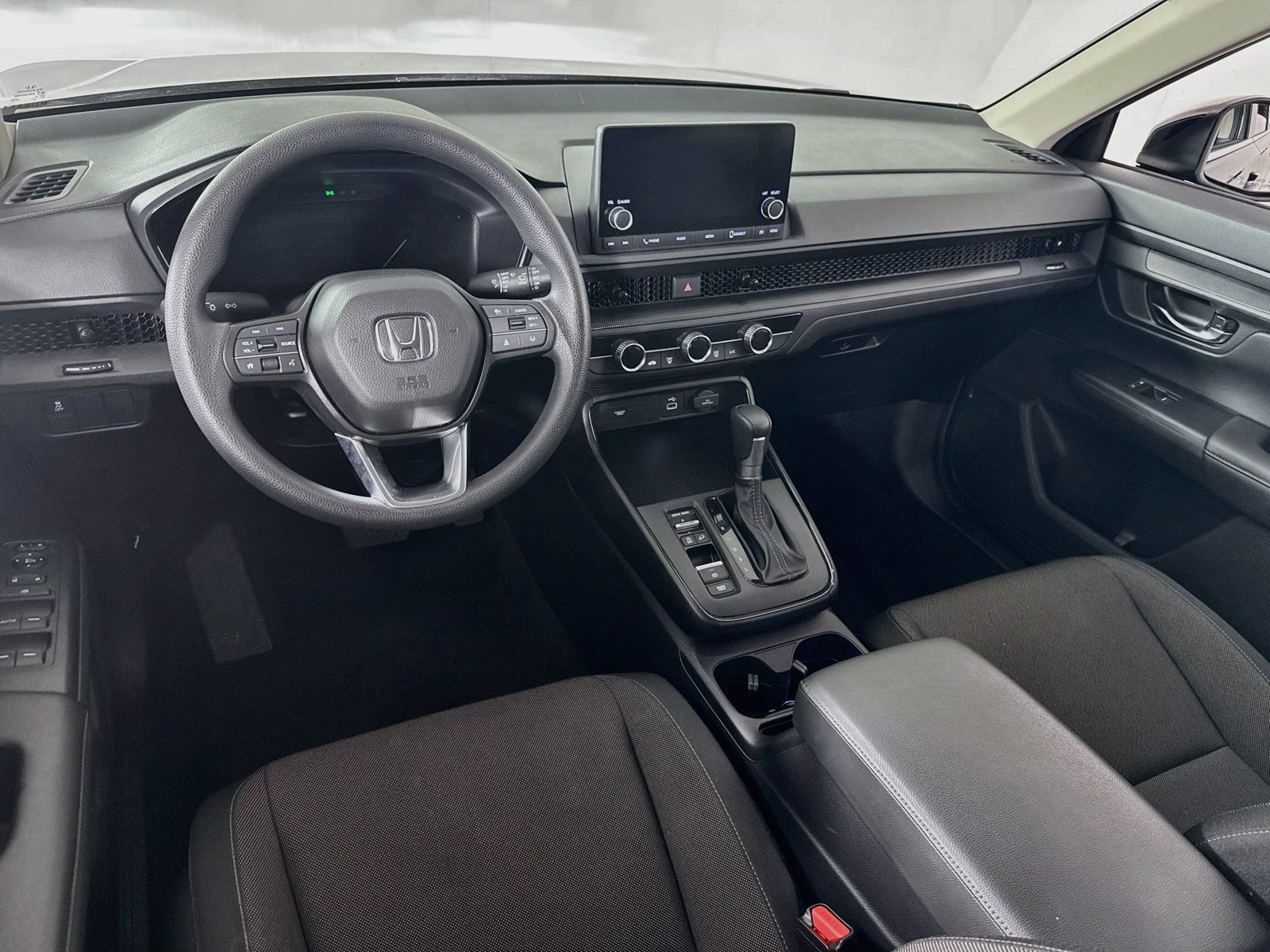 Used 2025 Honda CR-V LX image 18