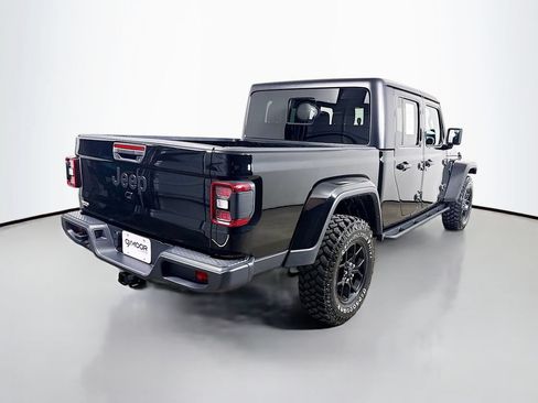 Used 2024 Jeep Gladiator Sport AWD/4WD image 7