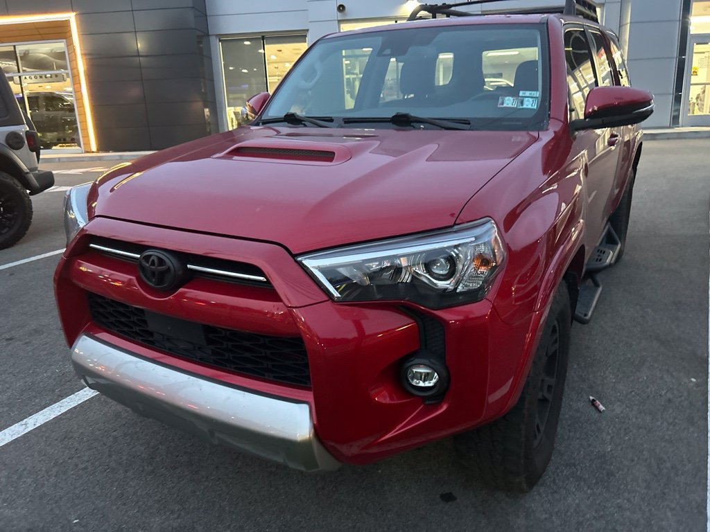 Used 2024 Toyota 4Runner TRD Off-Road Premium w/ Moonroof Package AWD/4WD image 3