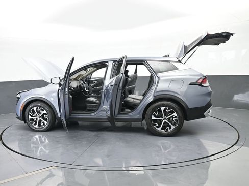 Used 2025 Kia Sportage EX image 76