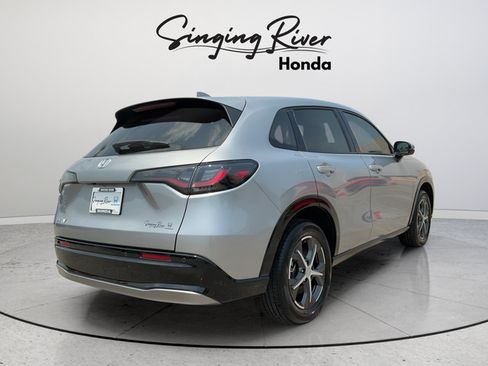 Used 2025 Honda HR-V EX-L image 7
