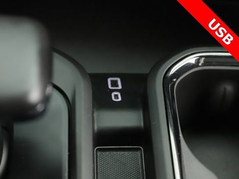 Used 2022 GMC Sierra 1500 AT4 w/ AT4 Premium Package image 25