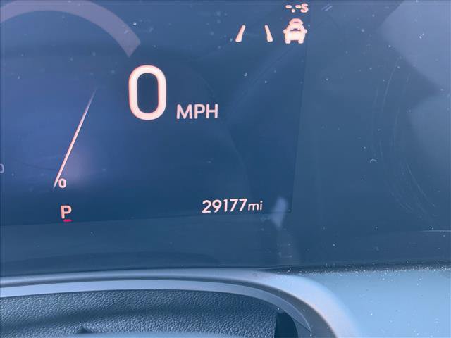 Certified 2024 Buick Encore GX Preferred FWD image 22
