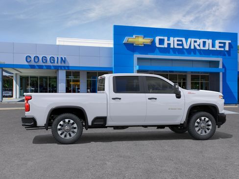 New 2026 Chevrolet Silverado 2500 Custom AWD/4WD image 5