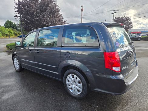 Used 2014 Dodge Grand Caravan American Value Package image 5