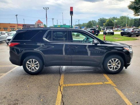 Used 2021 Chevrolet Traverse LT AWD/4WD image 4